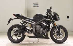 TRIUMPH STREET TRIPLE RS 2022