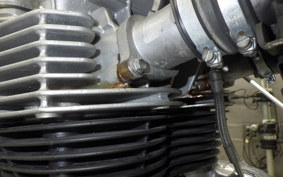 TRIUMPH BONNEVILLE T100 2005