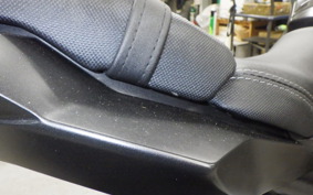 HONDA CB650R 2023 RH03