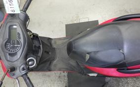 YAMAHA CYGNUS 125 XSR 3