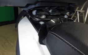 YAMAHA TRICITY 125 A  ヤネツキ 2000 SEC1J