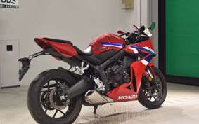 HONDA CBR650R E-Clutch 2025 RH17