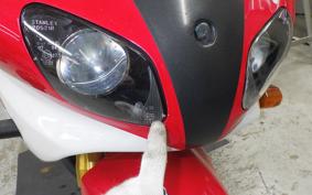 YAMAHA YZF-R7 2000