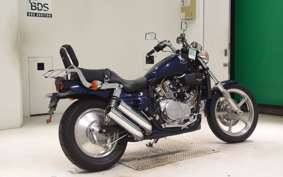 HONDA V45 MAGNA 1987 RC28
