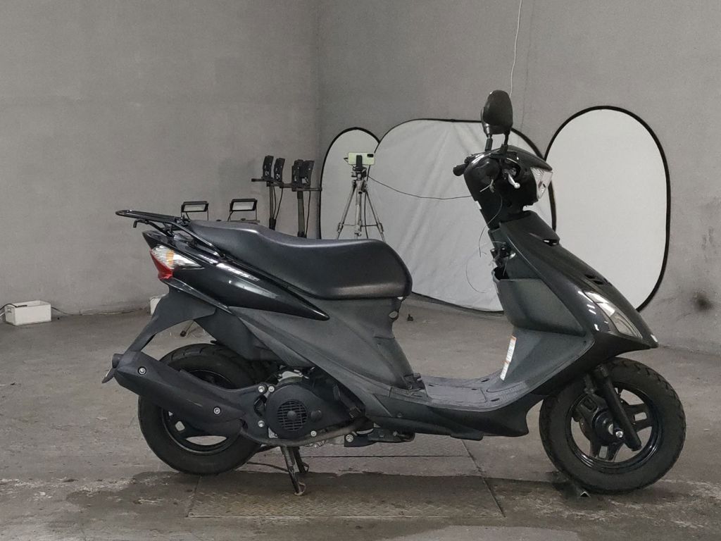 Фото Suzuki ADDRESS V125 с японского аукциона