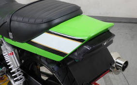 KAWASAKI ZRX400 2006 ZR400E