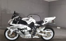 HONDA CBR1000RR 2004 SC57