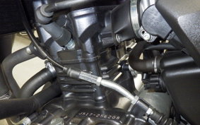 SUZUKI Vｽﾄﾛｰﾑ250 2004