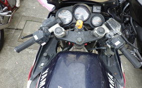 YAMAHA FZ750 1FM