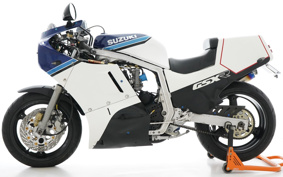SUZUKI GSX-R750 1986 GR71G
