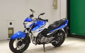SUZUKI GSR250 2023