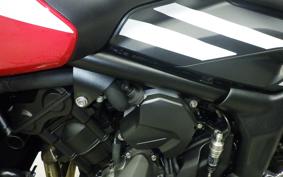 TRIUMPH TRIDENT 660 2026