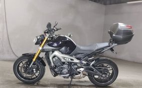 YAMAHA MT-09 RN34J