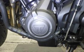 TRIUMPH TRIDENT 660 2024