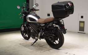 YAMAHA XSR155 2011