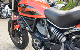 DUCATI SCRAMBLER SIXTY2 2019 KA00