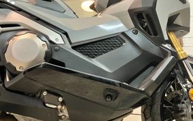 HONDA X-ADV 750 2023 RH10