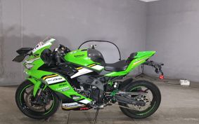 KAWASAKI  NINJA ZX-4RR ZX400P