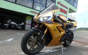 TRIUMPH DAYTONA 675 2006 TMD106
