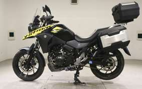 SUZUKI Vｽﾄﾛｰﾑ250 2023