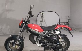 SUZUKI STREET MAGIC CF12A