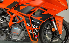 KTM 390 RC 2023 JYJ40