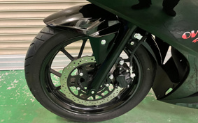 SUZUKI GSX250 R DN11A
