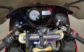 SUZUKI GSX-R1000 2003 GT75A