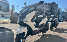 YAMAHA MAJESTYS SG52J