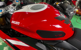 DUCATI  DUCATI PANIGA-REV2 BAYLISS  2022 1H00