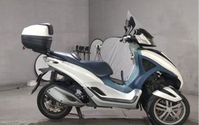PIAGGIO MP3YOURBAN300 ..