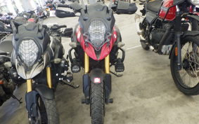 SUZUKI DL1000 ( V-Strom 1000 ) A