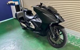 HONDA NM4 VULTUS -02 2014 RC82