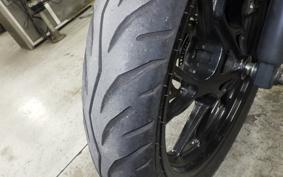 YAMAHA FZ25 1997