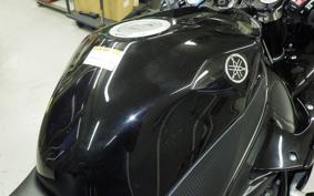 YAMAHA YZF-R1 2013