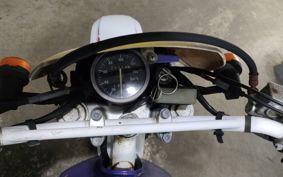 SUZUKI DR250R SJ45A