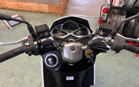 YAMAHA MAJESTYS SG28J