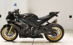HONDA CBR1000RR R 2022 SC82