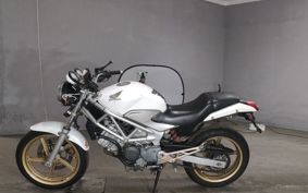 HONDA VTR 250 MC33