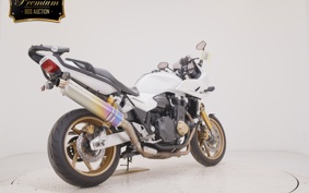 HONDA CB1300SB SUPER BOLDOR A 2010 SC54
