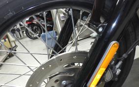HARLEY FXS 1580 2013