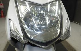 YAMAHA CYGNUS 125 XSR 2