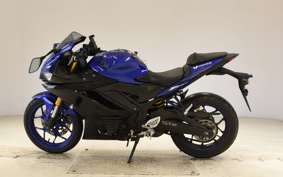 YAMAHA YZF-R25