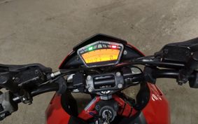 DUCATI  DUCATI  HYPERMOTARD 796 B101AA