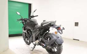YAMAHA FZ25
