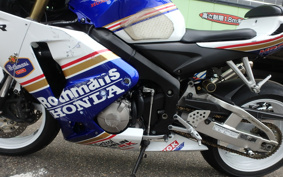 HONDA CBR600RR 2005 PC37