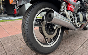 YAMAHA XJ750 E 1983 29R