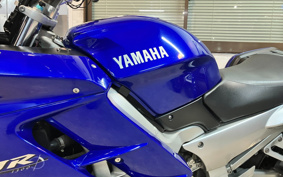 YAMAHA FJR1300 2001 RP04