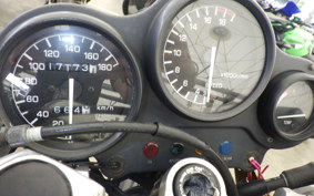 YAMAHA FZR250 2KR