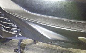 YAMAHA N-MAX 2016 SE86J